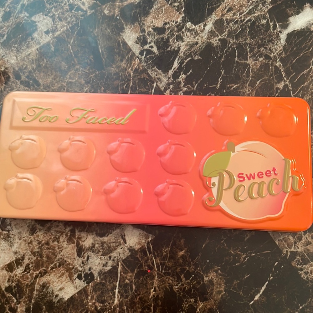 Too faced sweet peach palette